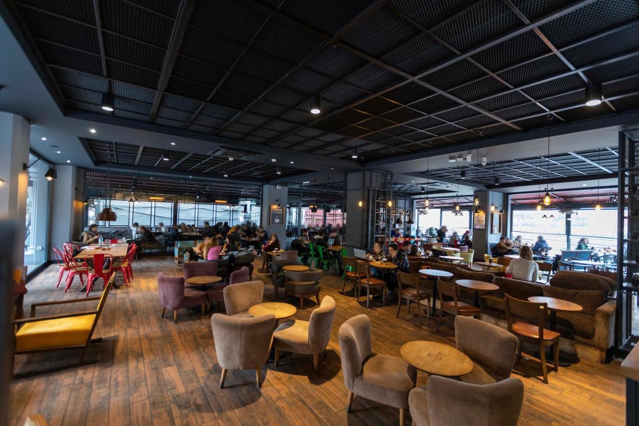 World Point Besyol 3* İstanbul